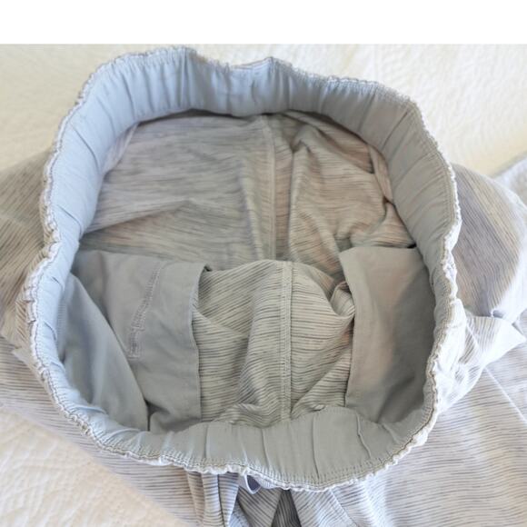 Lululemon Jet Crop Slim Wee Are from Space Nimbus Stripe joggers - Picture 3 of 6